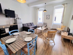 50sqm in Old Port 2 bedrooms apartment 6 max